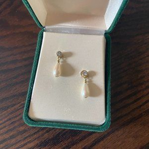 Marvella Pearl Earrings
